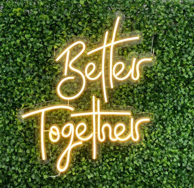 Letreiro de neon Better Together para a decoração do casamento