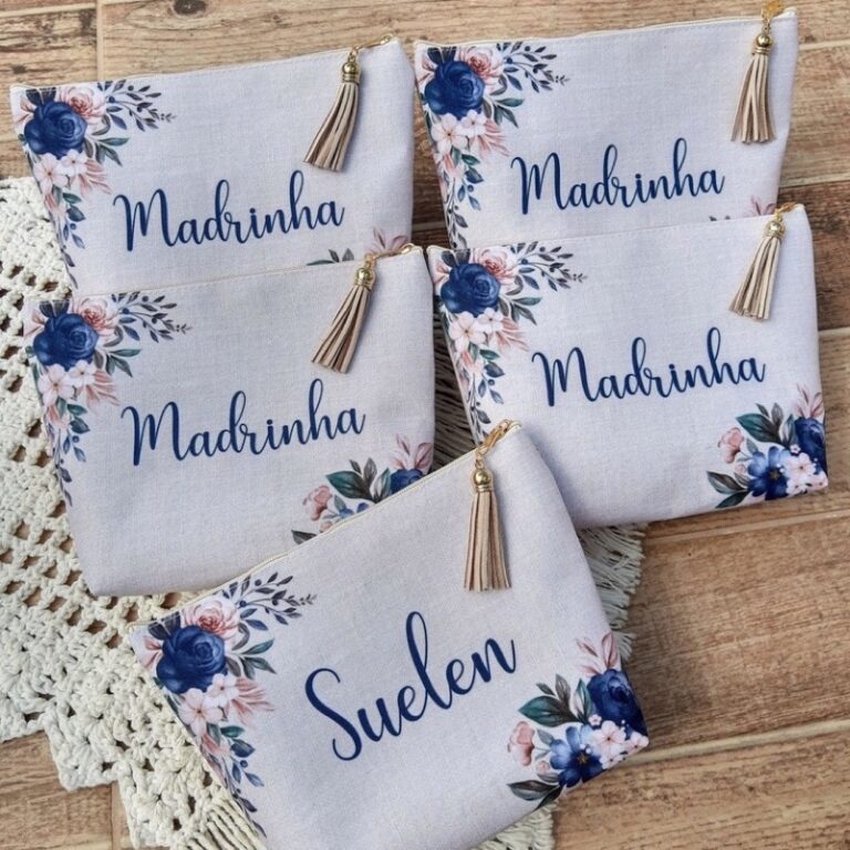 Necessaire slim de luxo personalizada para madrinha