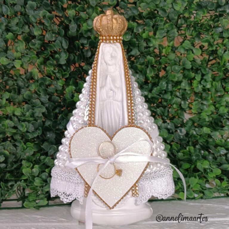 Porta aliança com Nossa Senhora Aparecida para casamento religioso