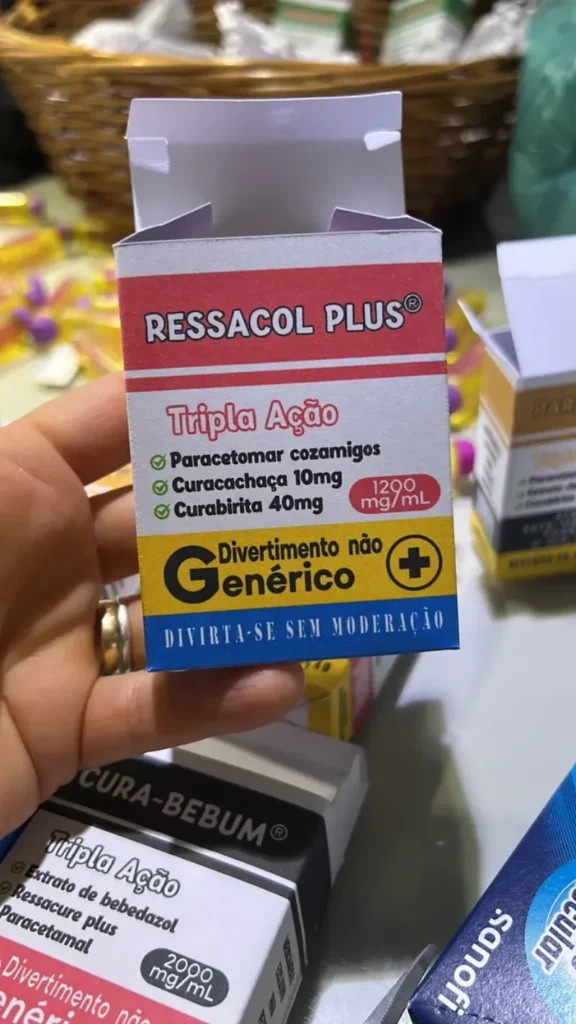 Kit com 50 caixinhas de kit ressaca