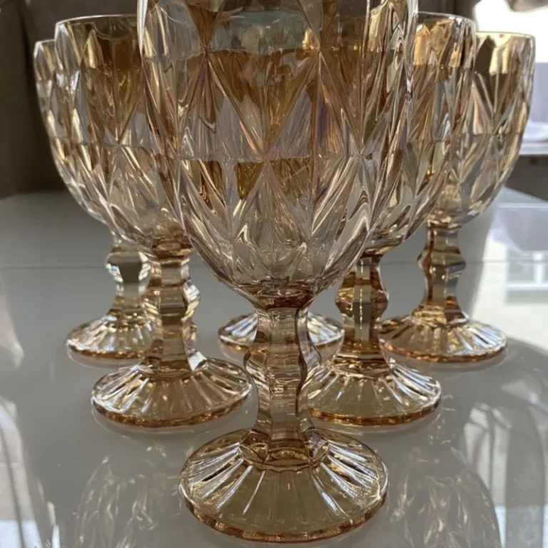 Jogo com 6 taças diamante
