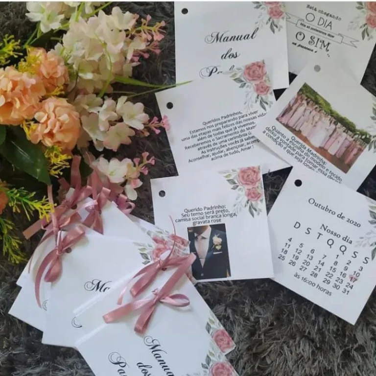 Kit com dez manuais impressos para padrinhos