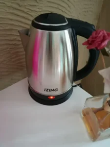 Chaleira elétrica de inox para água e chá